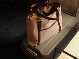 トラックセクタバッグ　グレーベージュ