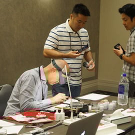 ERIC VAN DER WINDEN "Achieving Natural Esthetics"