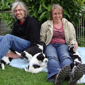 Stefan + Verena .... die 6 Wilden waren begeistert: Besucher mit ganz vielen Schnürsenkeln