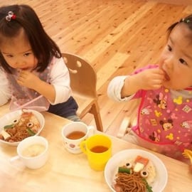 こわくないよ～　食べれるよ～