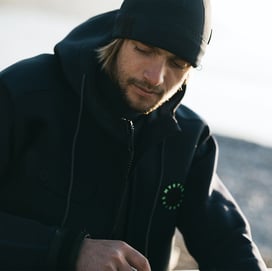 Neoprenhoodies und Neoprenjacken für den Winter bei WindSucht