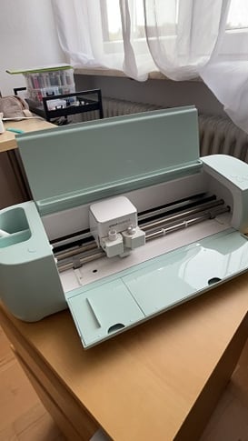 Foto des geöffneten Plotters