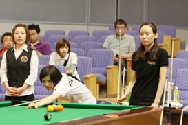 米田選手（右）vs府川選手