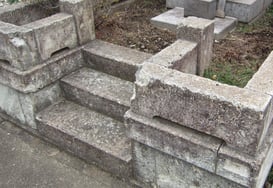 深谷石材店：お墓の改修リフォーム