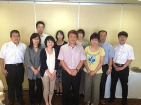 ２日目セミナー後、会食の親御さまとワンショット