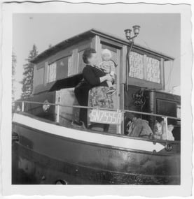 Aufgrund des angebrachten Eichzeichens SN755SA  ist dieses Bild aus dem Fotoalbum der ehemaligen Eignerfamilie zwischen dem 15.05.1961 und dem 13.06.1971 aufgenommen  worden.