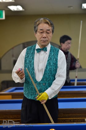 開催店『みやこビリヤード』専属の田中忍プロ（JPBF）