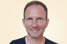 In Balance Silke Feist aus Ebringen - Yogalehrer Lars Meyer - Yin Yoga