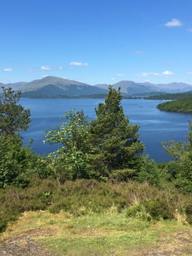 Loch Lomond im Süden der Highlands