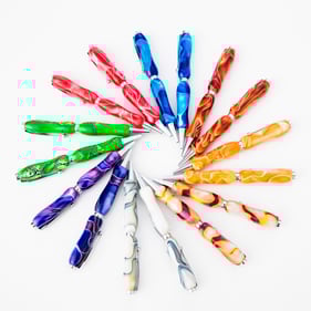 エフスタイル　ハンドメイド　メイドインジャパン　日本製　銘木　温もり　心　贈りもの　入学 　就職　お祝い　プレゼント　父の日　ギフト　母の日　敬老の日　ご褒美　男　こだわり　回転式 　ウッド　おしゃれ　おすすめ　オフィス　オリジナル　かわいい　クラフト　 手づくり　 クリスマス 　日本 　ペン 　ボールペン 　レディース　 メンズ 　ステキ 　女性　 会社　 工房 　高級　 細工　 作家 　作品 　手作り 　種類　小物　職人　人気　製品　専門　珍しい　通販　ファッション　文具　万年筆　面白い　木　木製