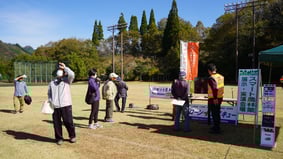 ロボット芝刈り機も実演