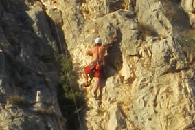 Kletterer auf der Andalusien Rundreise in den Bergen von El Chorro