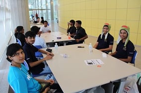 覚えた日本語を披露しあっていたスリランカ選手団