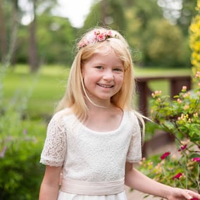 Robe de communion dentelle blanche Fil de Légende
