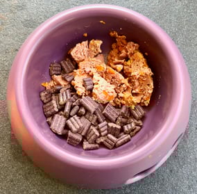 NaVita-Fleischmenü & Trockenfutter | hundkatzeschmaus.ch