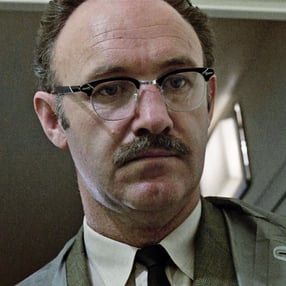 映画カンバセーションでジーンハックマン着用