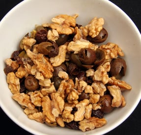 noix trempées, inhibiteurs d'enzymes