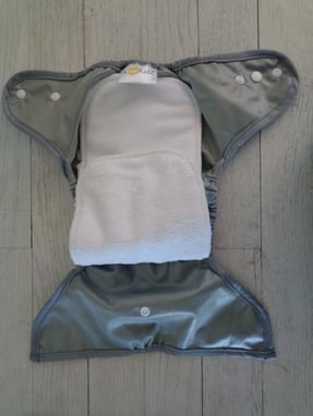 culotte de protection imperméable lookidz pour couche lavable te2 et son insert micropolaire et microfibre