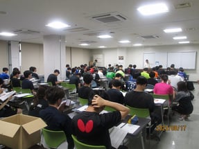 代議員会議の様子