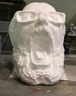 Cabeza Gigante tallada en porex