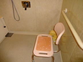 介護家族にもやさしいシャワーチェアー