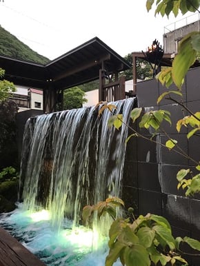 会津　東山温泉　原瀧　福島県　川どこ