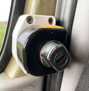 Sicherheit am Wohnmobil: Schlößer an den Fahrertüren