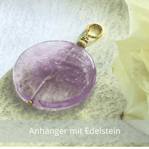 Handgemachte Anhänger mit Edelstein