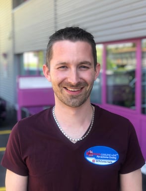 Roman Rogenmoser Teilhaber der Rogenmoser Feinmechanik AG und Spezialist für CNC Drehteile und Décolletage