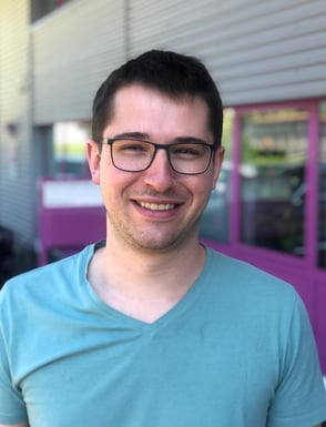 Cyrill Rogenmoser Teilhaber der Rogenmoser Feinmechanik AG und Spezialist für CNC Frästeile