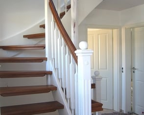 Wangentreppe Buche, "Barge" (3) - Foto: KÄPPLER BauTischlerei