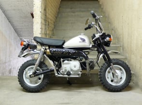 Honda Monkey Z50