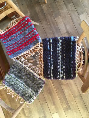 Esther Schick Osterfingen Weben Weberin Handweberin Atelier Café Atelier-Café Restaurant Beiz Besenbeiz Gourmet Kulinarik Essen Daniel Gisler Kunst Malerei Maler Kunstmaler Krinau Lichtensteig Wattwil St. Gallen Ostschweiz