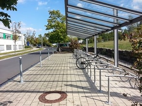 überdachter Radabstellplatz
