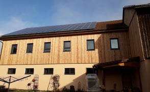 Hausverkleidungen aus Vollholz © CASA VARIO GmbH - Holzhäuser und Individuelles aus Holz 