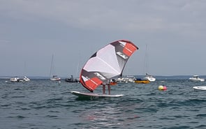 Apprentissage de la manipulation de l'aile de Wing sur gros flotteur 