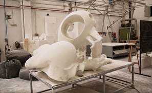 Taller de Ampliación de Esculturas, Homenaje a Newton, de Salvador Dalí