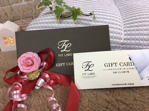 お母様の誕生日プレゼントにオーダー枕のギフトカード