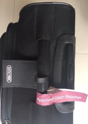 freaky finance, freaky travel, Koffer, schwarz, Approved Cabin Baggage, Handgepäck, Eurowings