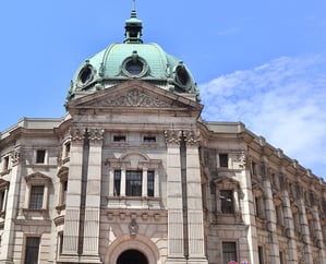 県立歴史博物館