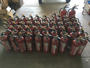 廃消火器舞鶴市内にて