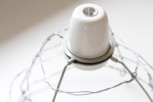 dom Leśna - lampa "zrób to sam" - architekt wnętrz Anna Gieracka