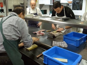 -2016年- パリ「ラセール」での刃物研ぎ直し講習会