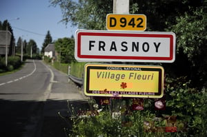 Le village de Frasnoy  par Richard Soberka
