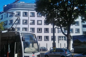 Die Grüß-Gott Aktion galt diesem neuen Wohnblock gegenüber unserer Kirche. Viele Bewohner waren freundlich und auch interessiert.