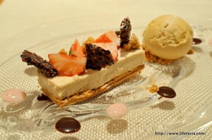 LifeTeria blog　ブログ　ビスとロ　間