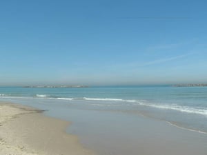 Plages immenses d'Israël, au sable blanc