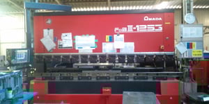 プレスブレ－キ