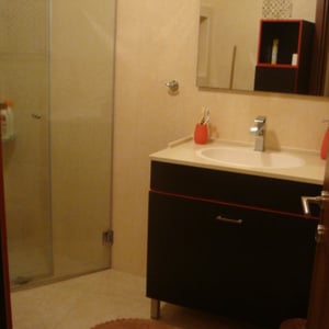 SDB douche, unité indépendante