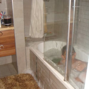 SDB familiale avec baignoire